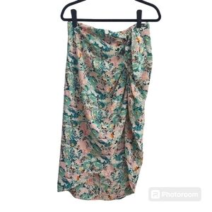 LILI SIDONIO by Molly Bracken Floral Sarong sz M Skirt